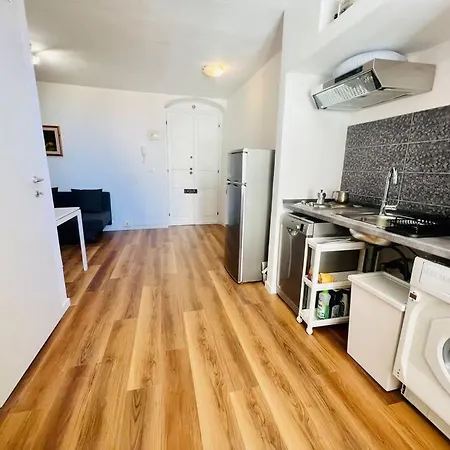 Astoria - Centro 아파트